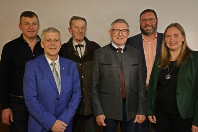 2S6A1468b_Ehrung Josef Herrnbauer_2025